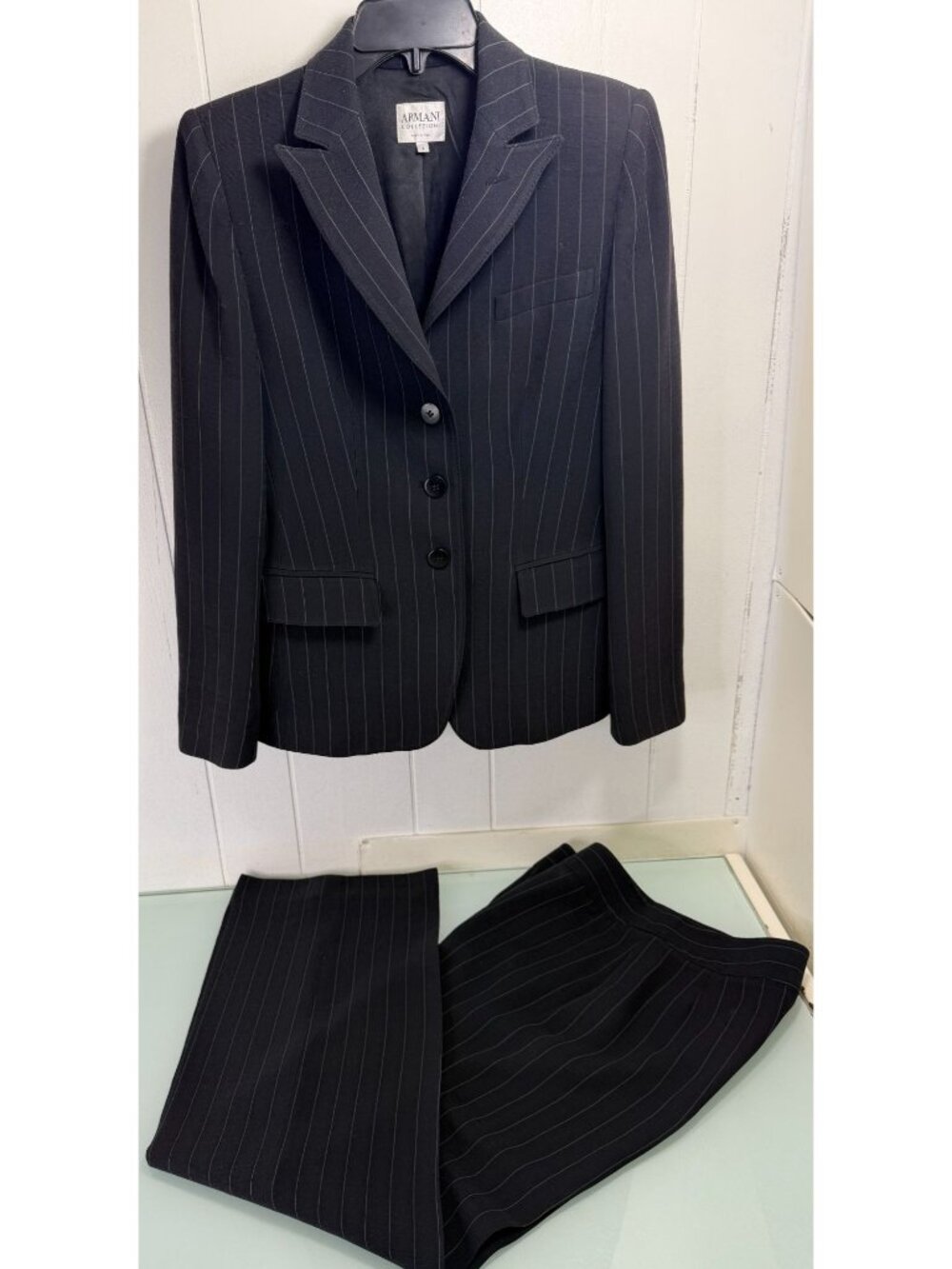 Vintage Armani Collezioni 2 Pc Suit Womens 8 Black Pinstripe Wide Leg Peak Lapel